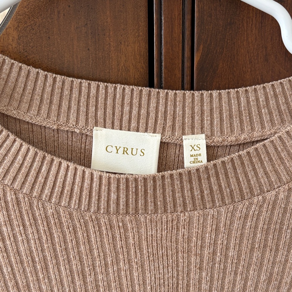 Cyrus Tan Ribbed Sweater - Picture 2 of 3